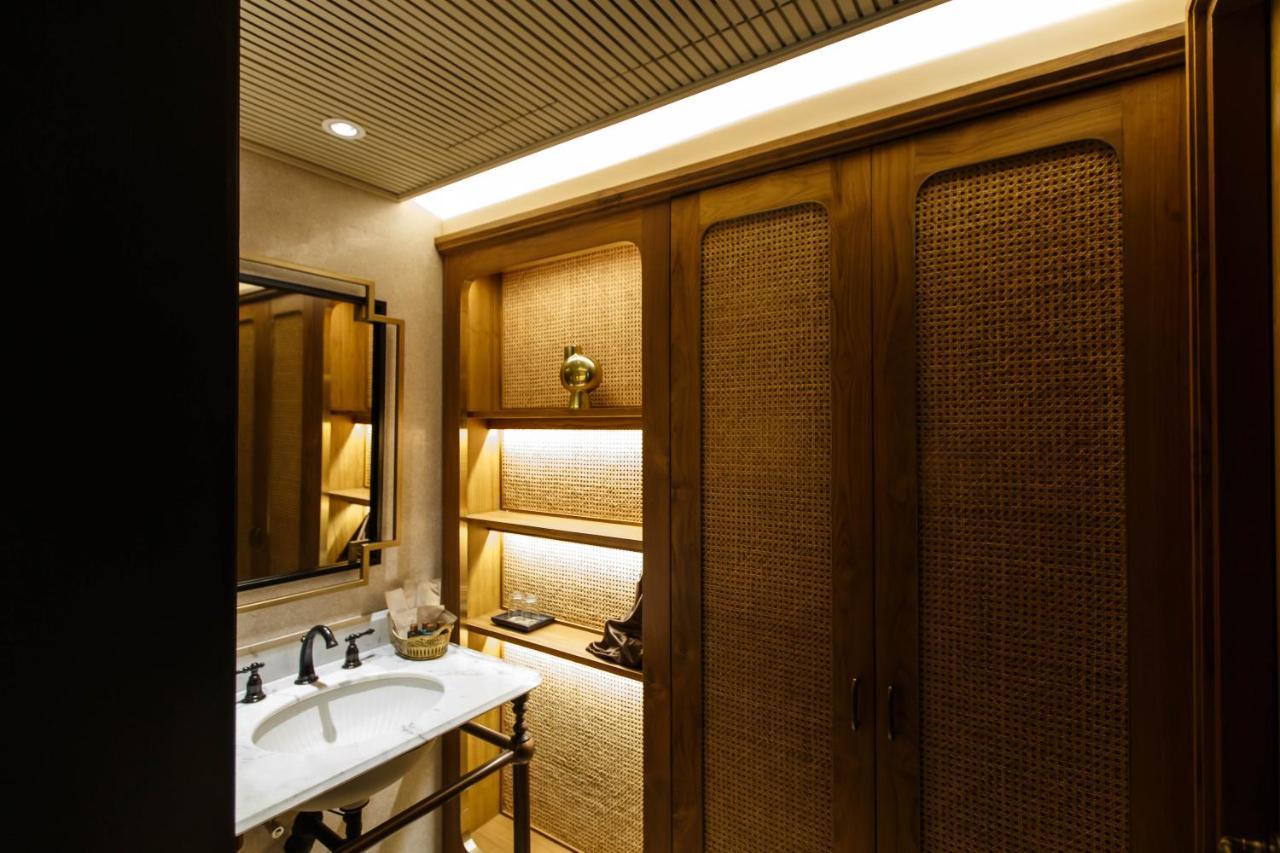Single Room with Bath