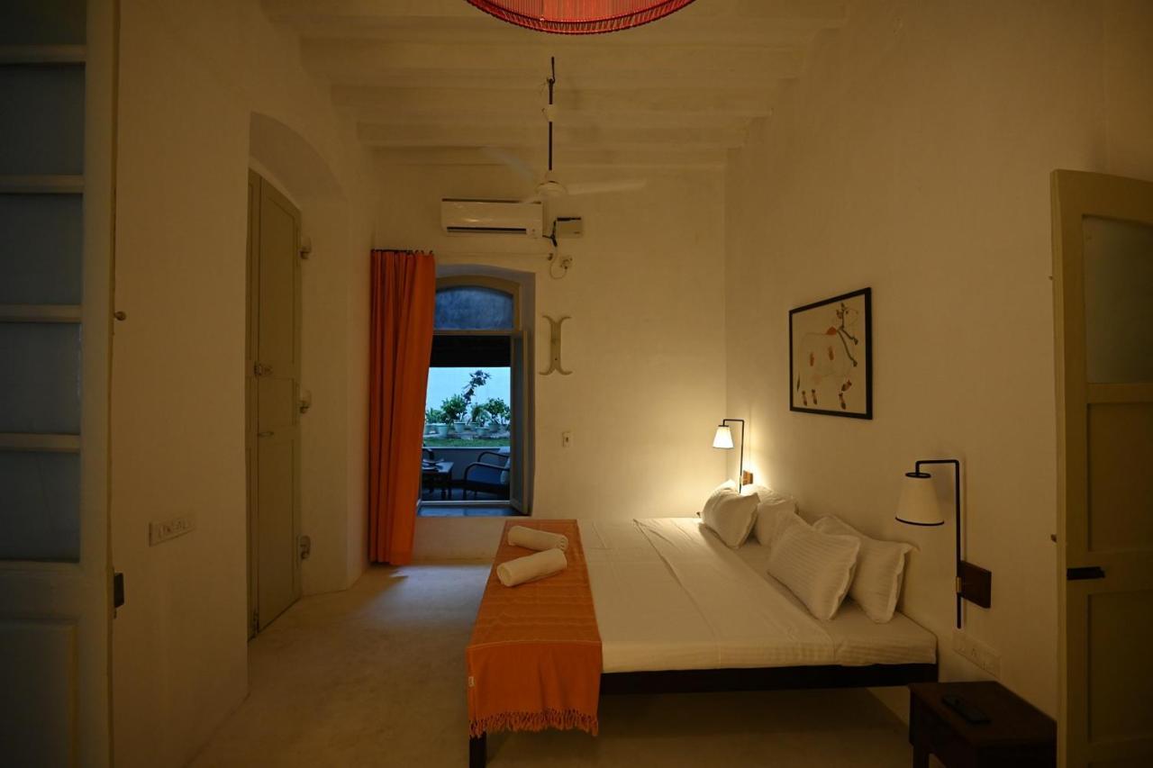 Queen Room with Garden View