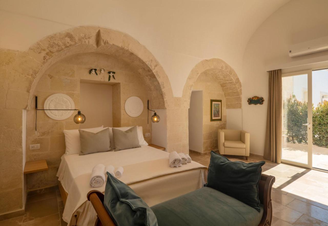 Suite with Hot Tub
