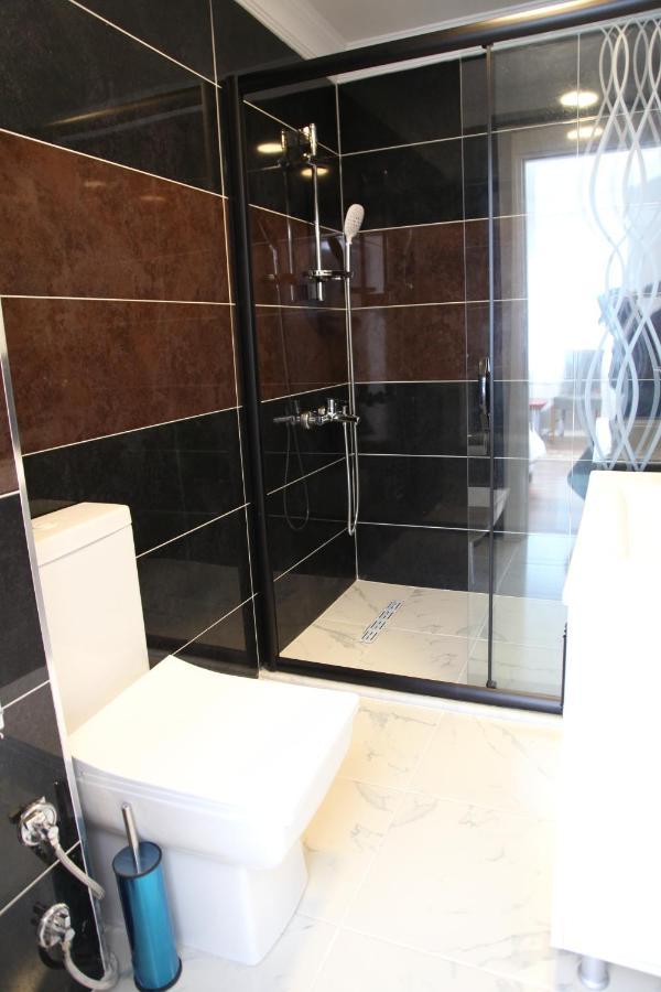 Deluxe Double Room with Shower
