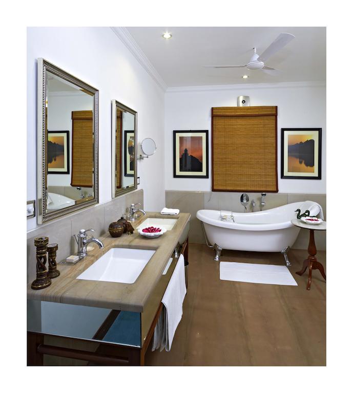 Deluxe Suite - Complimentary late check-out up to 4PM (Subject to Availability), 20% discount on F&B and spa services, and complimentary stay for children up to 12 years of age (till Sep 2026)