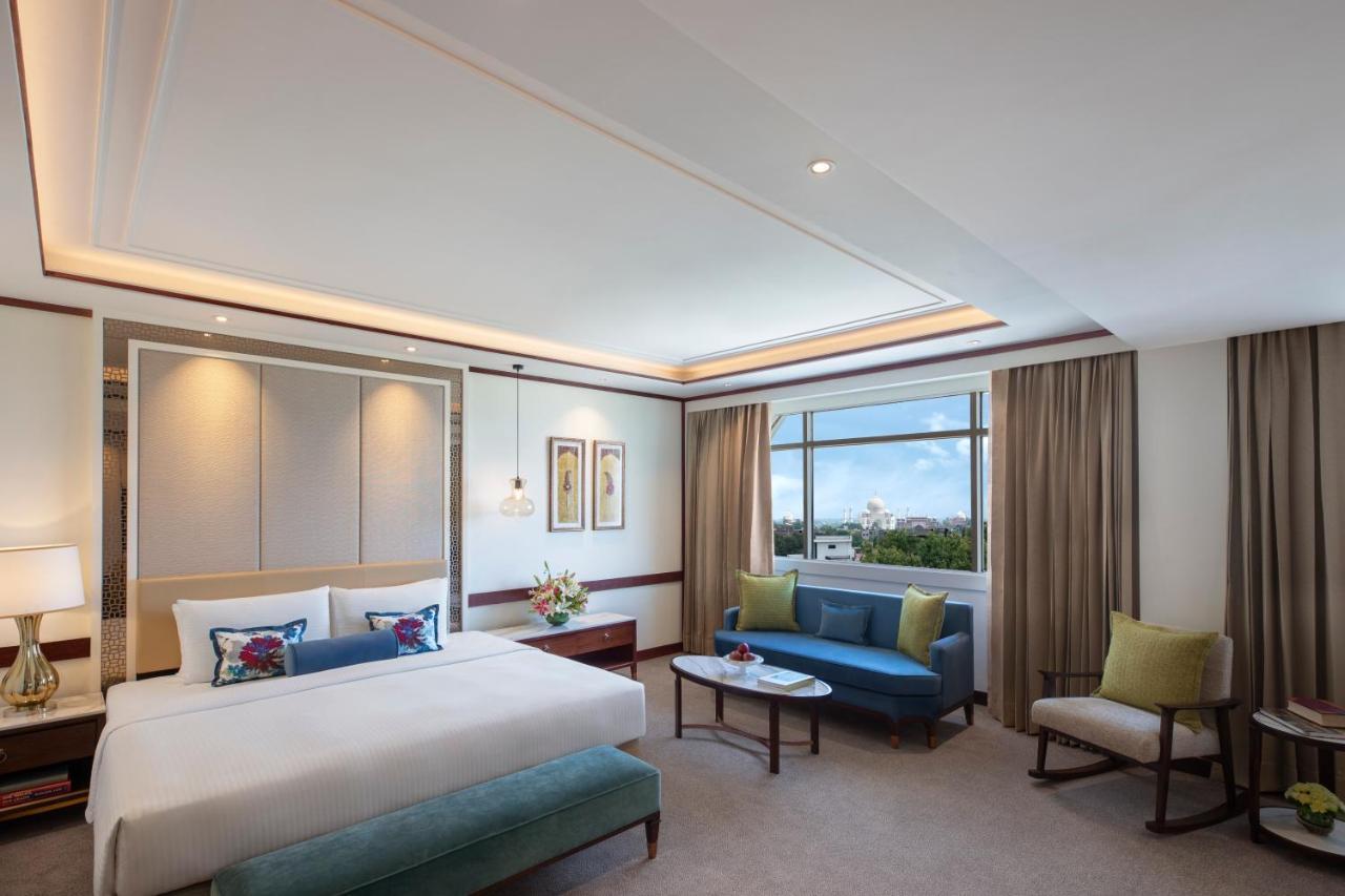 Junior Suite Taj Mahal View King Bed With One Way Airport transfer, 15% discount on F&B, Spa & Laundry