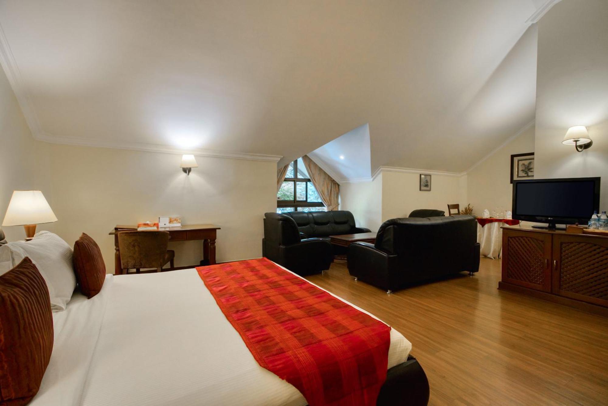 Deluxe Suite
