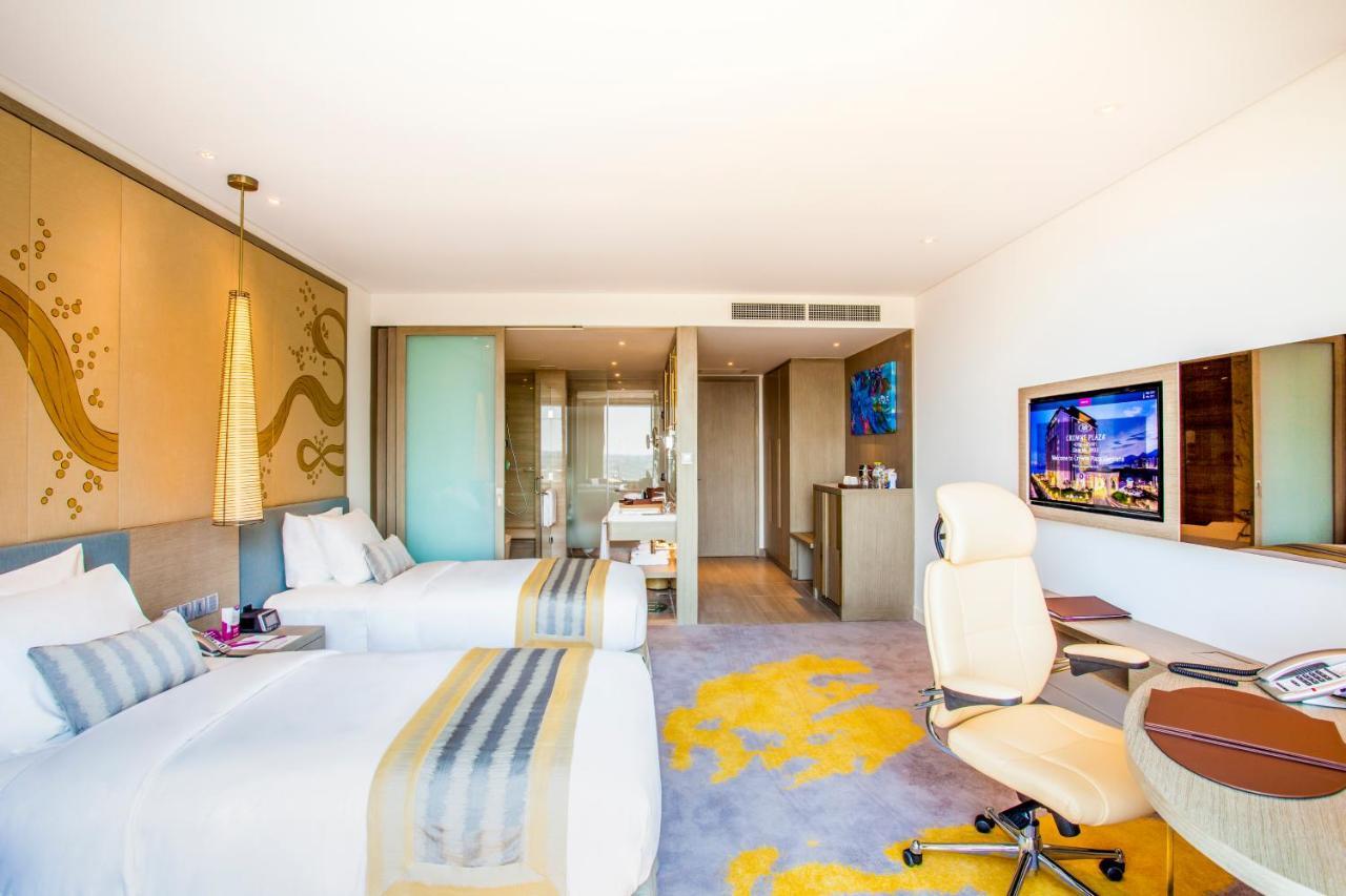 Standard Twin Room with Pool View