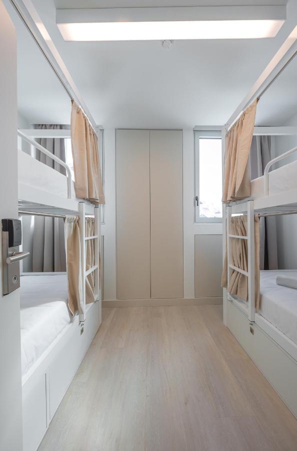 Bed in 6-Bed Basic Dormitory Room