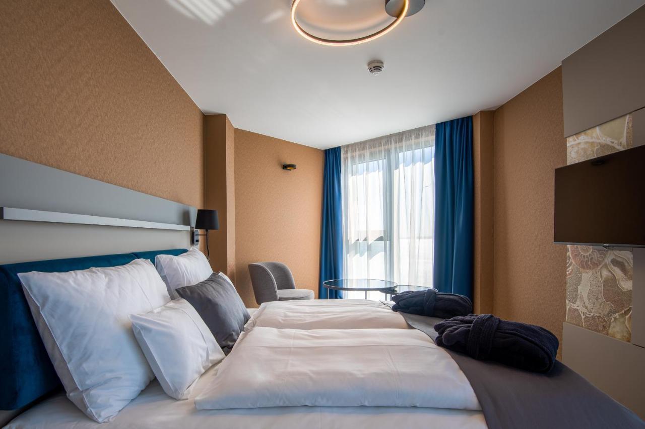 Suite with Balcony