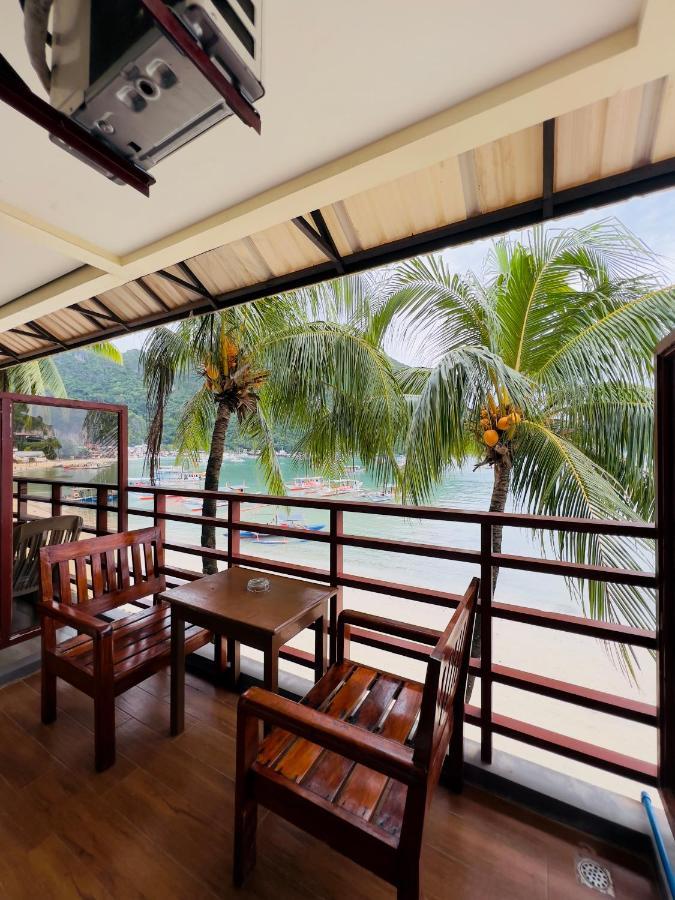 Double Room with Balcony and Sea View
