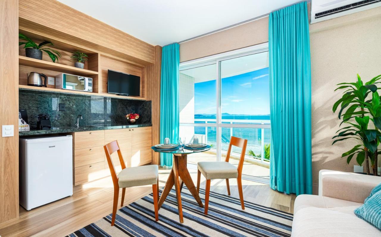 Queen Suite with Sea View