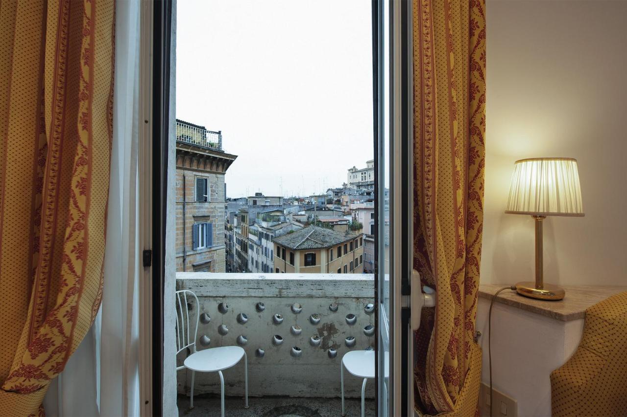 Twin Room with Balcony