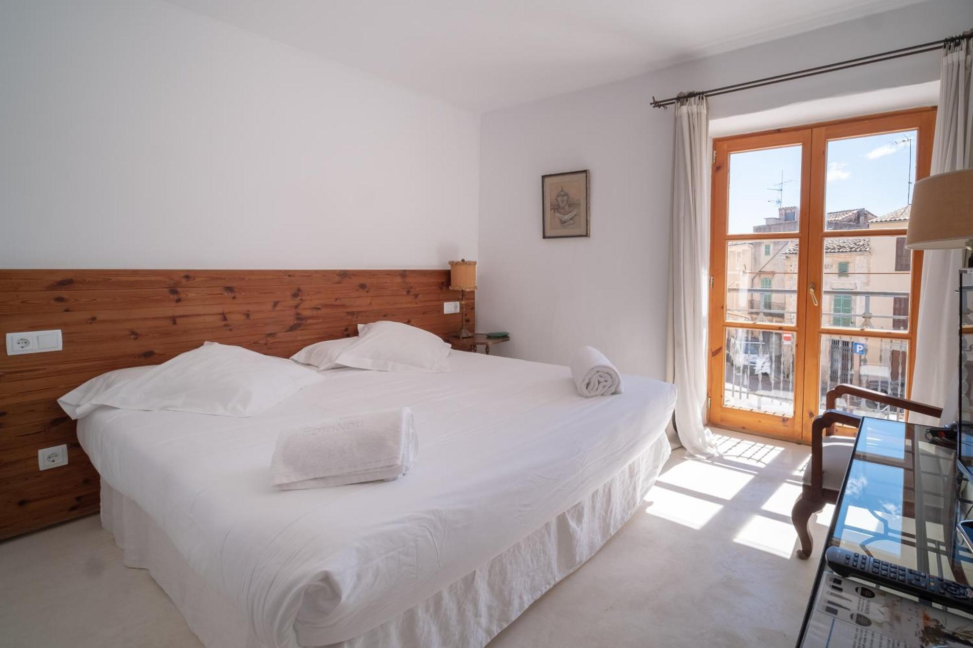 Basic Double Room