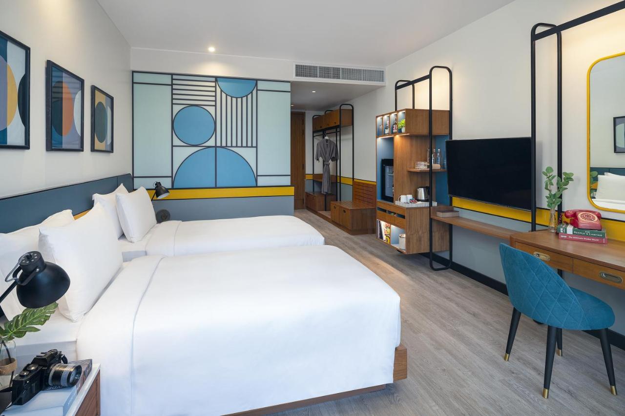 Sweet Sea Breeze Room