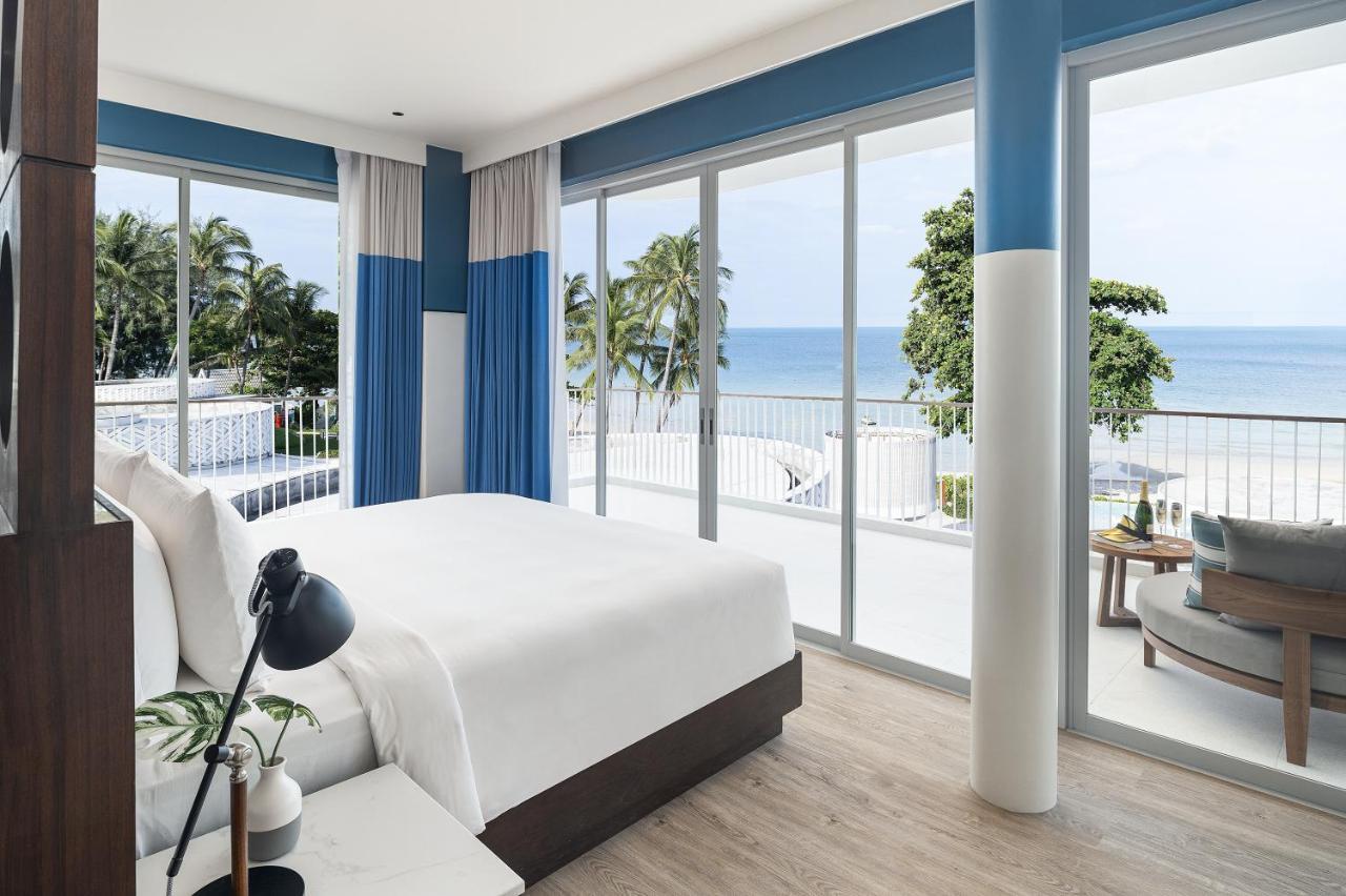 Groovy Seaview Suite