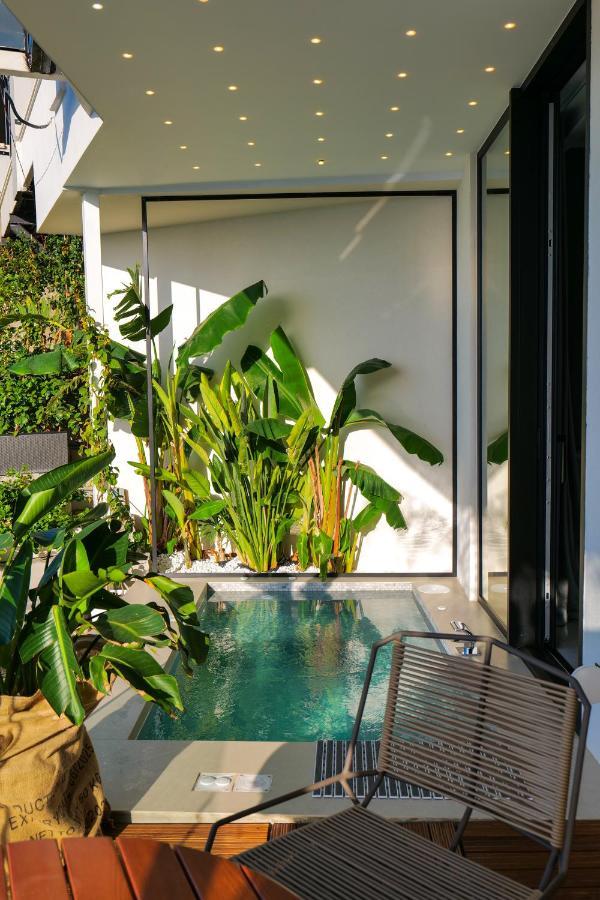 Suite with Private Pool