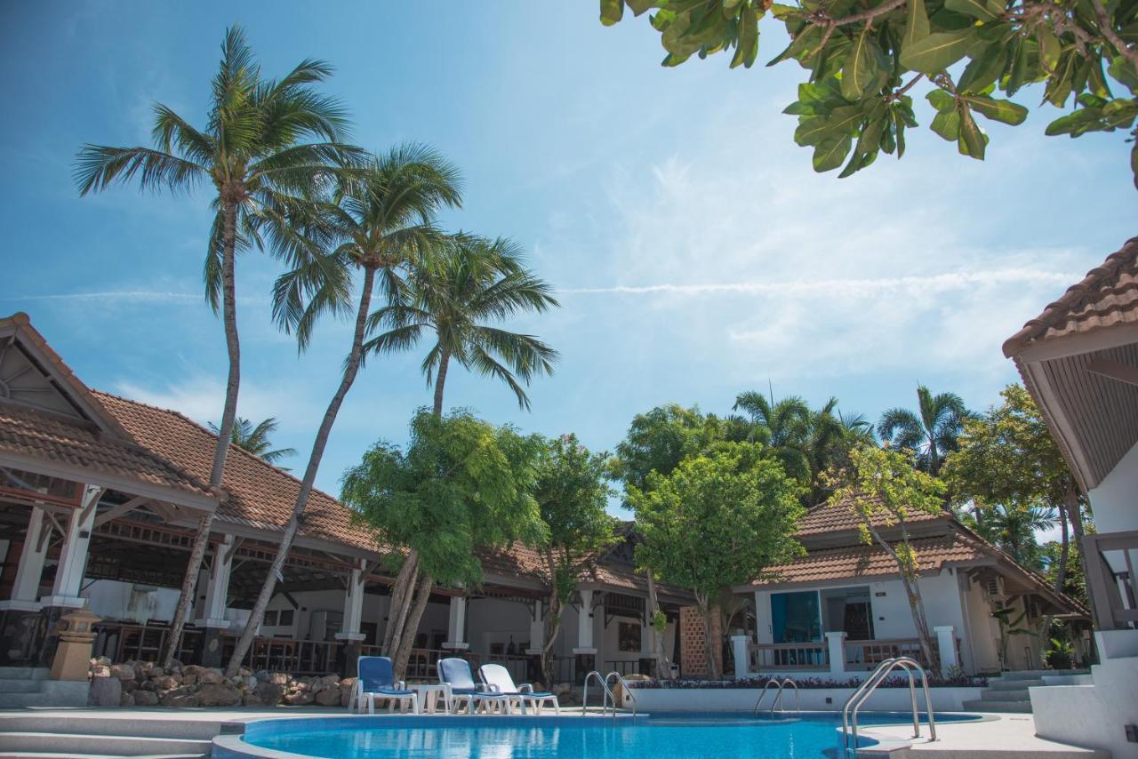 Villa - Beach Front