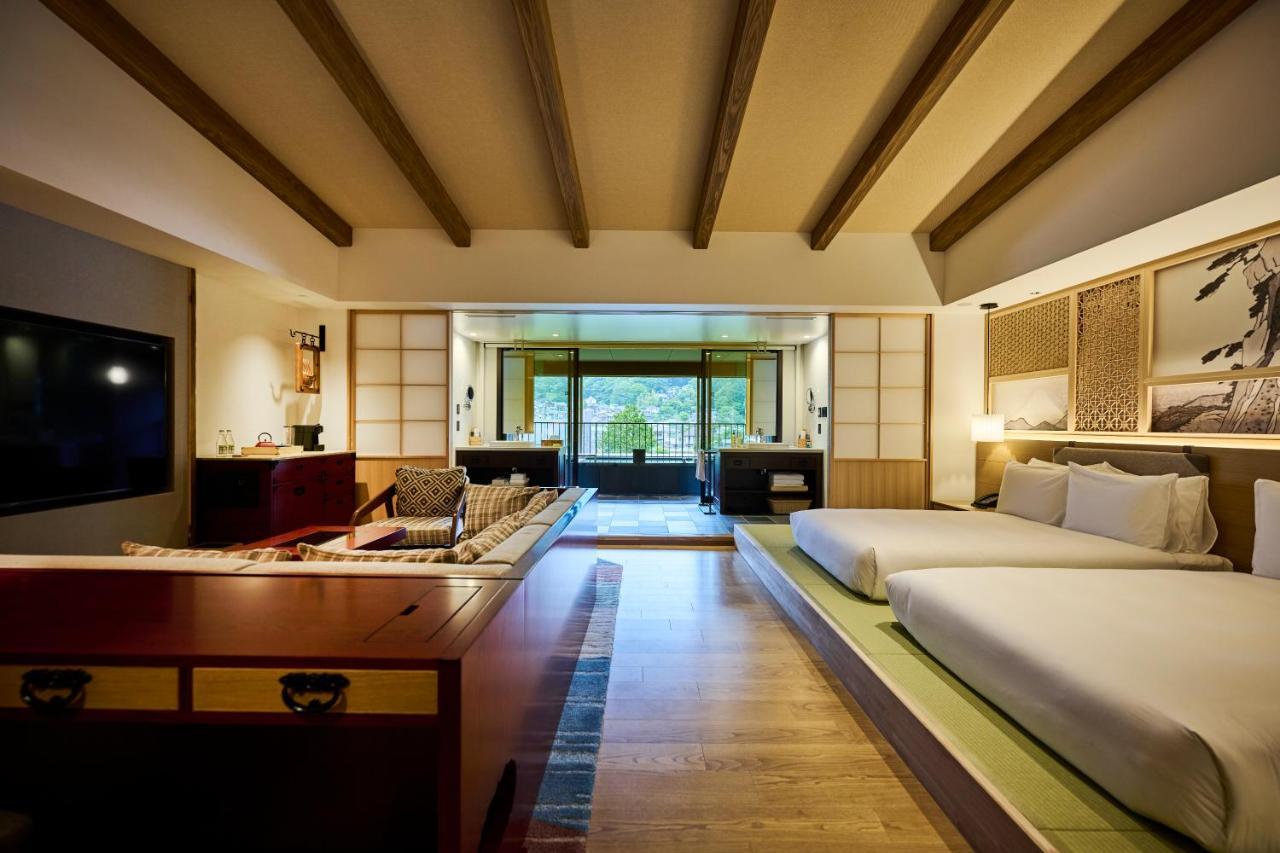 Double Suite with Two Double Beds, River View and Private Hot Spring