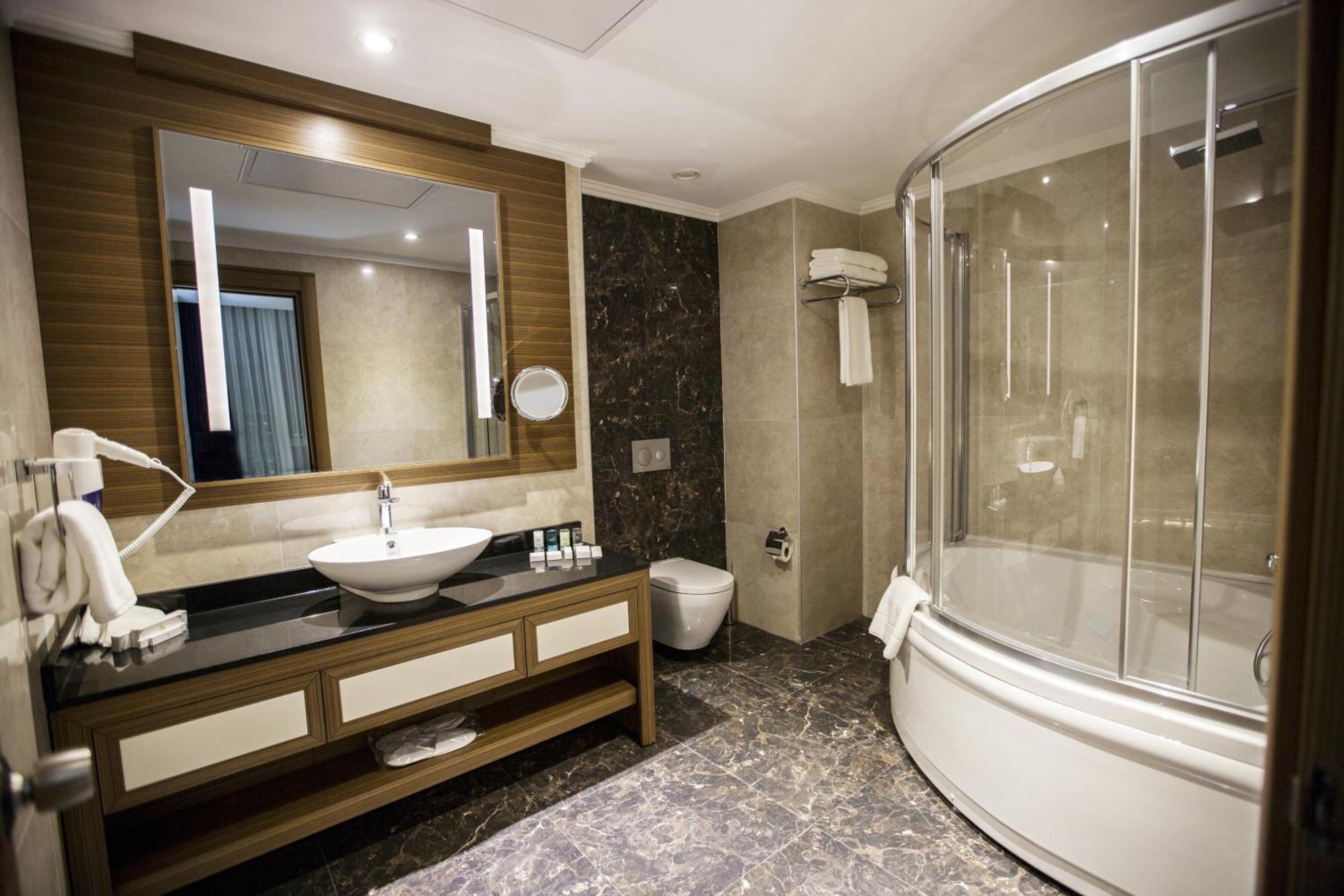 Executive King Suite