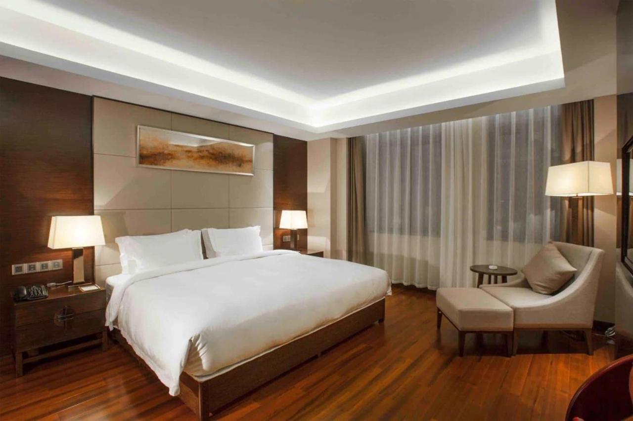 Smart King Room - Non-Smoking
