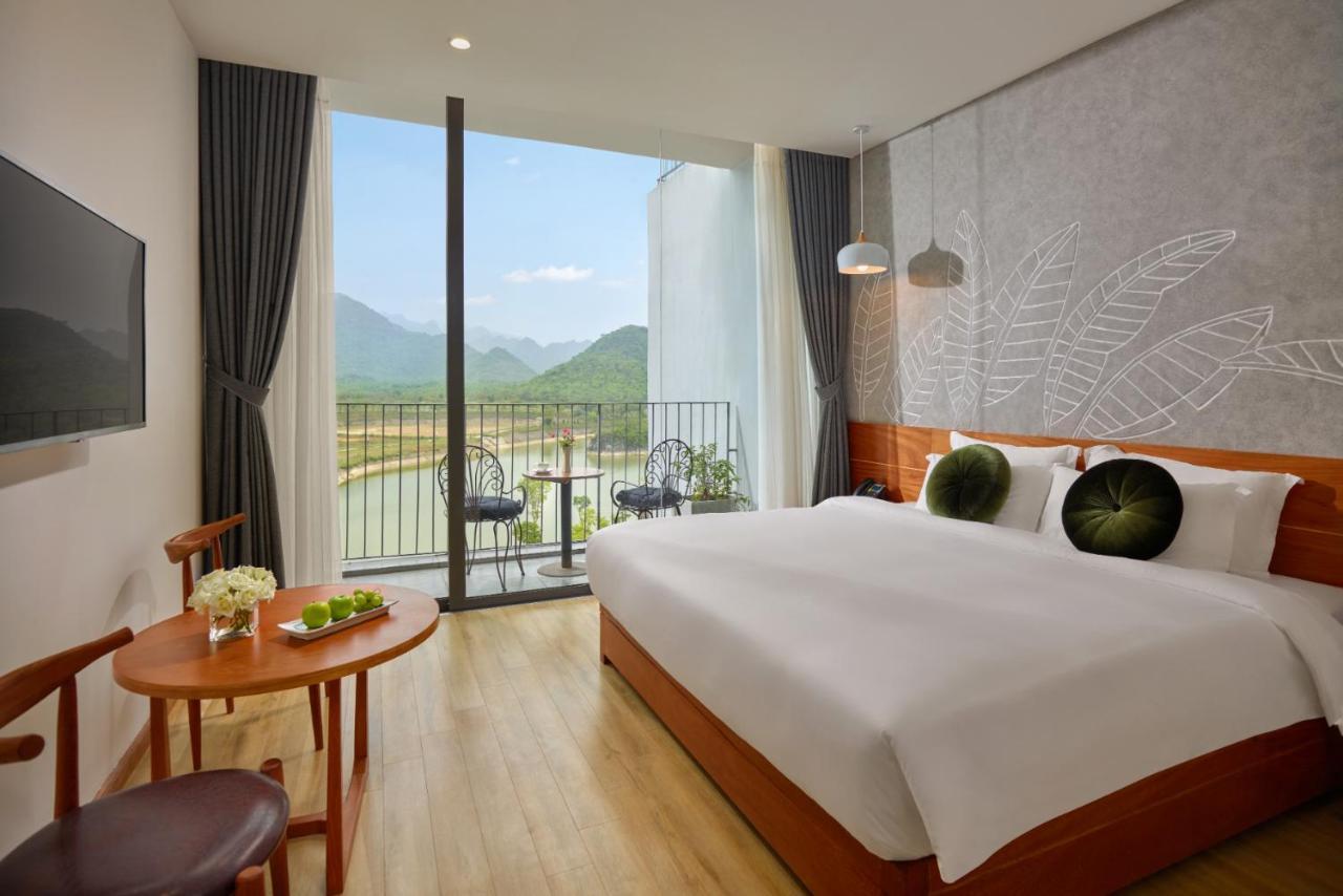 Deluxe Double/Twin Room included Gala Dinner on December 31st night