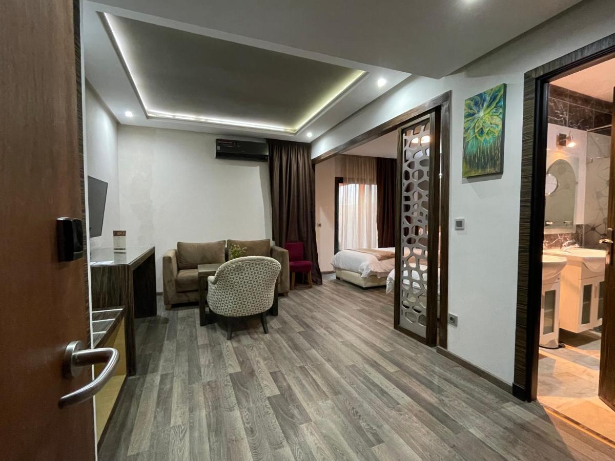 Twin Room with View