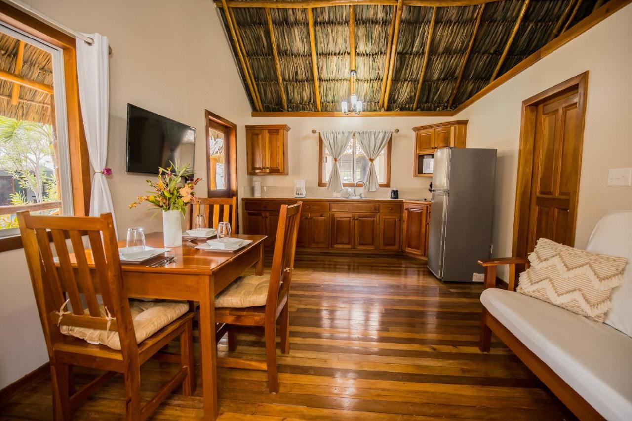 King Suite with Pool View