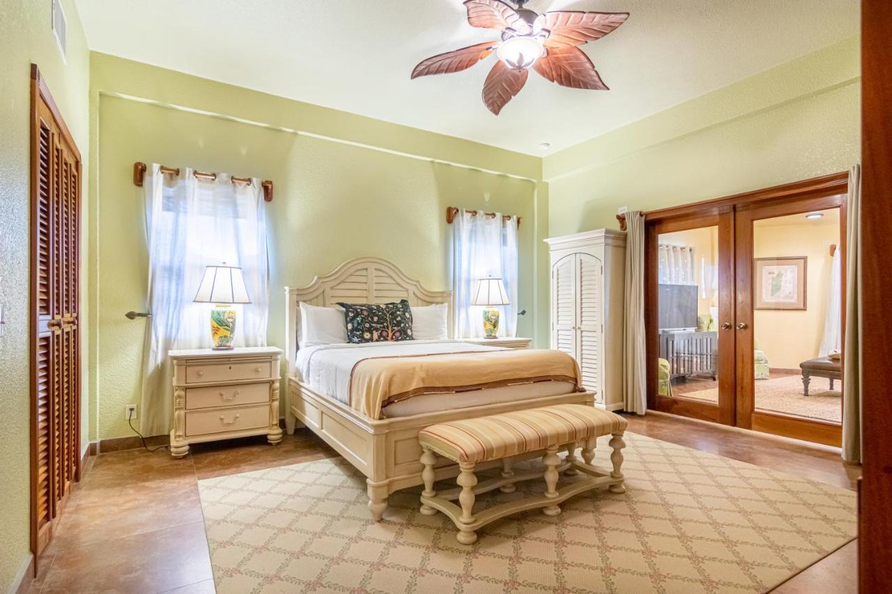Queen Suite with Sea View