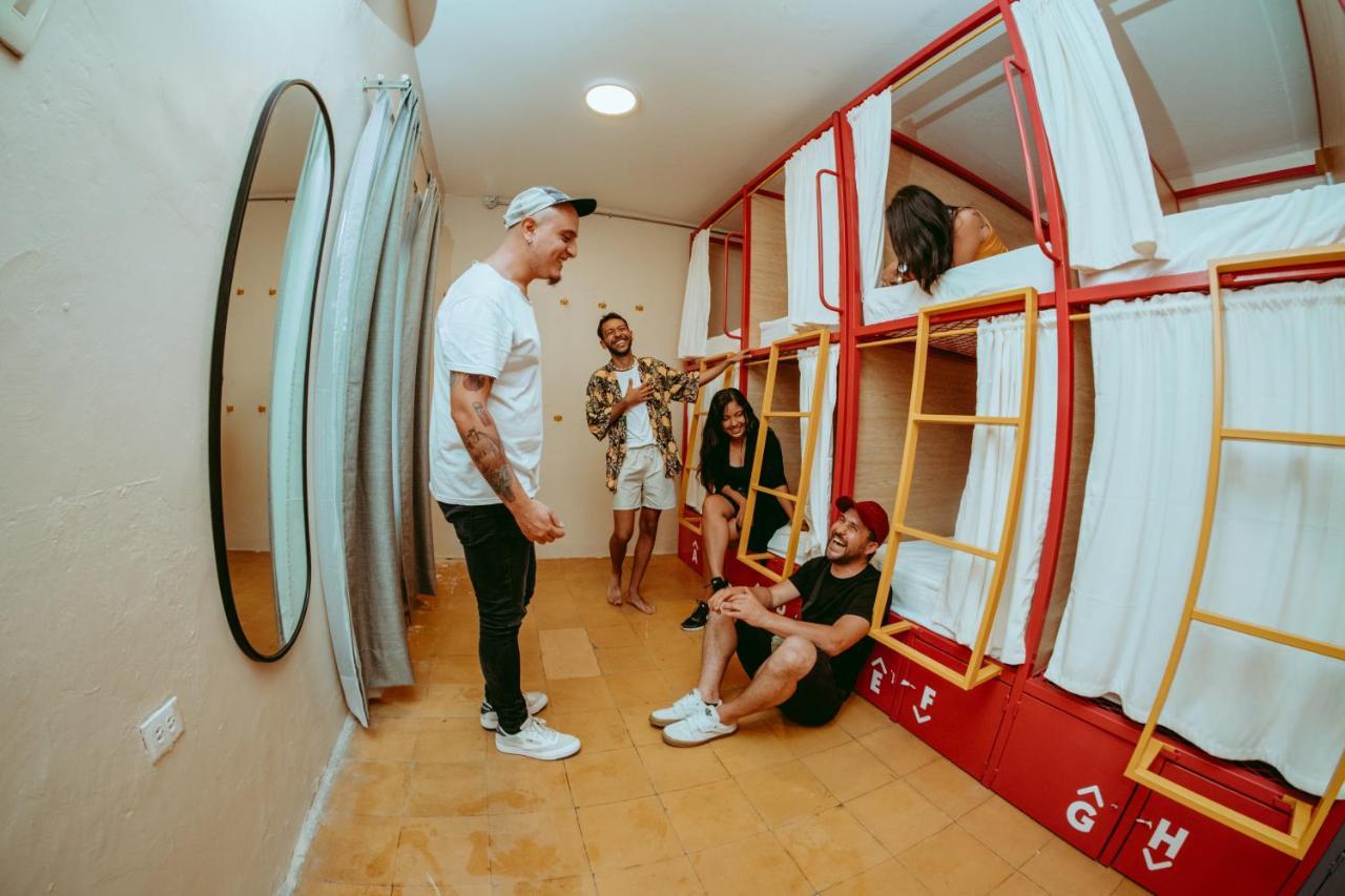 Bed in 8-Bed Mixed Dormitory Room with Private Bathroom