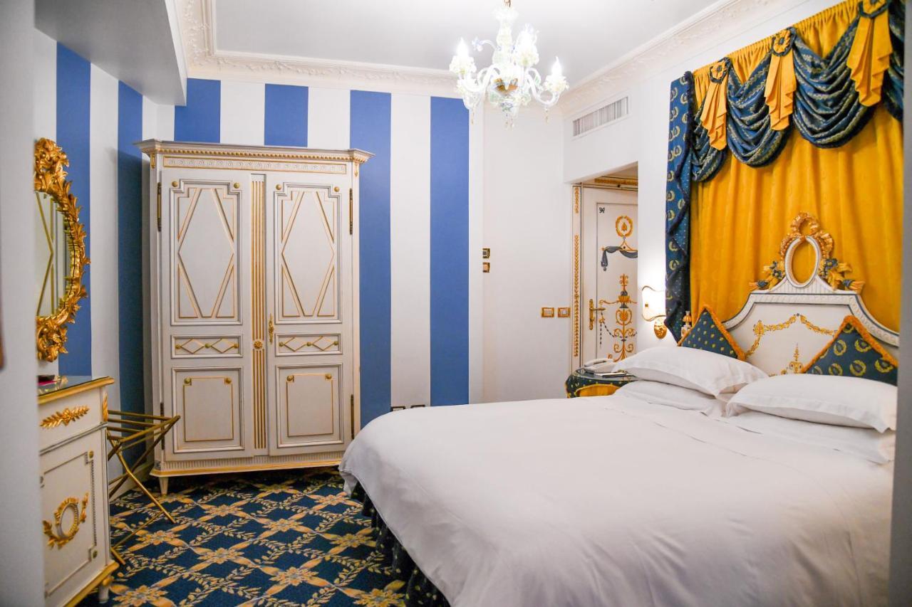 Junior Suite with Garden View