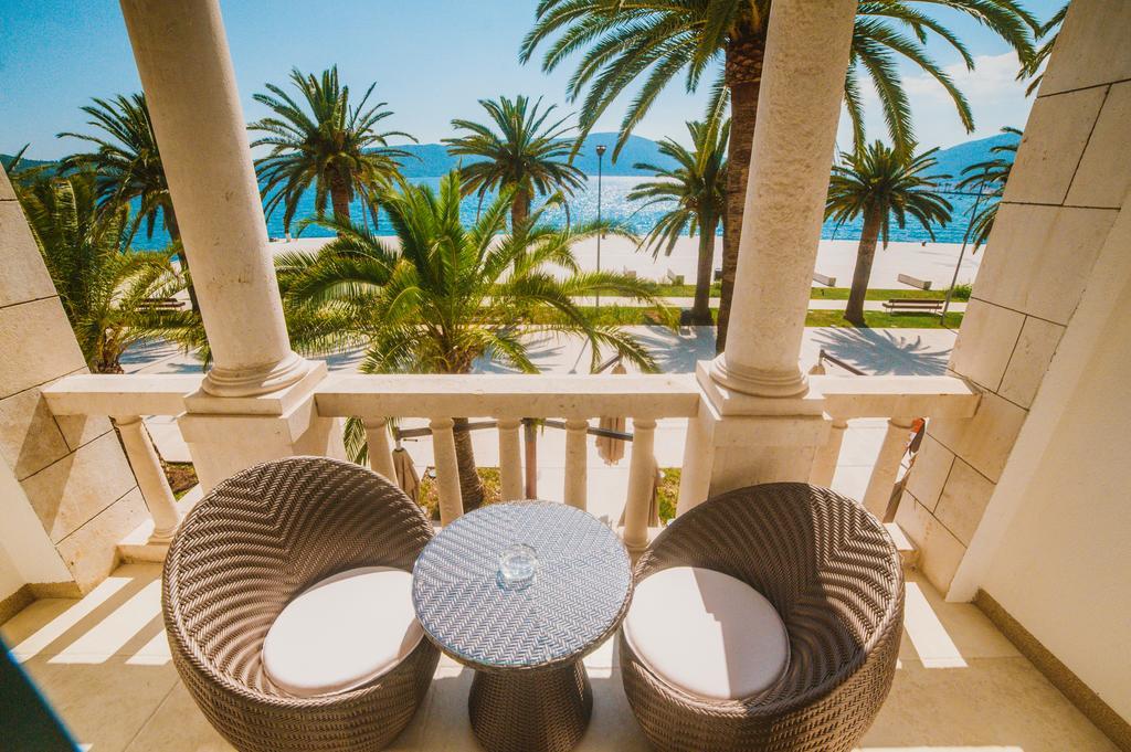 Suite with Sea View