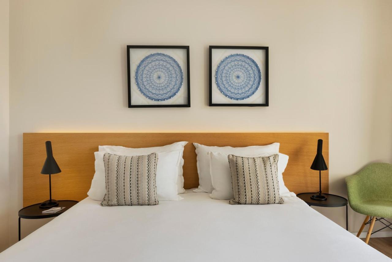 Galil Room