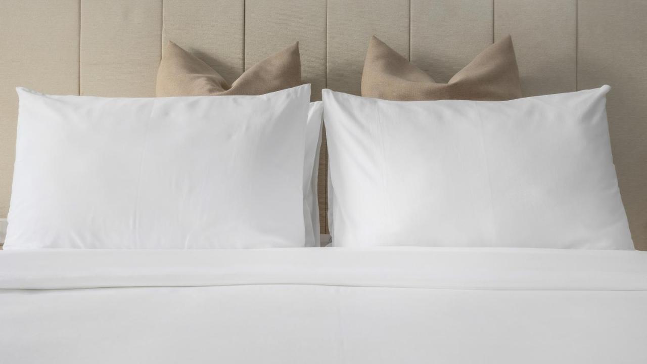 Landmark King Balcony+ Daily 60mn Massage +Mini-Bar +Laundry + Airport Pick-Up