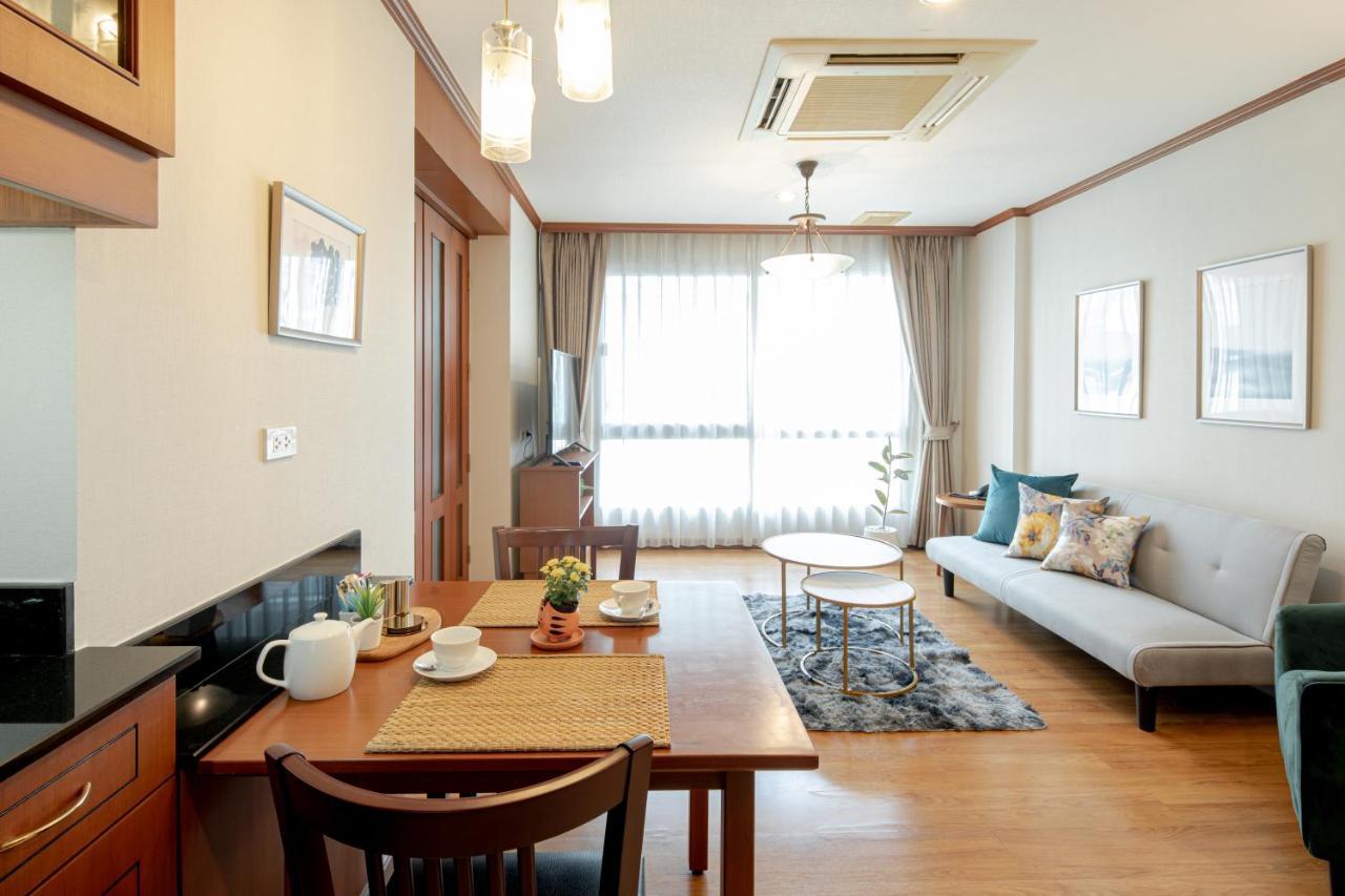 One-Bedroom Suite