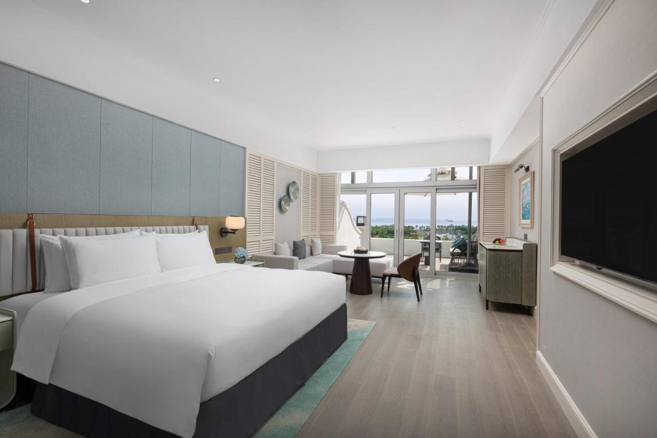 Deluxe King Room with Big Terrace