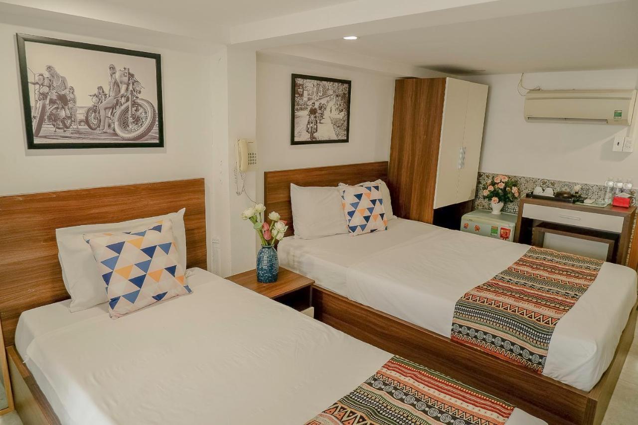 Triple Room with Terrace