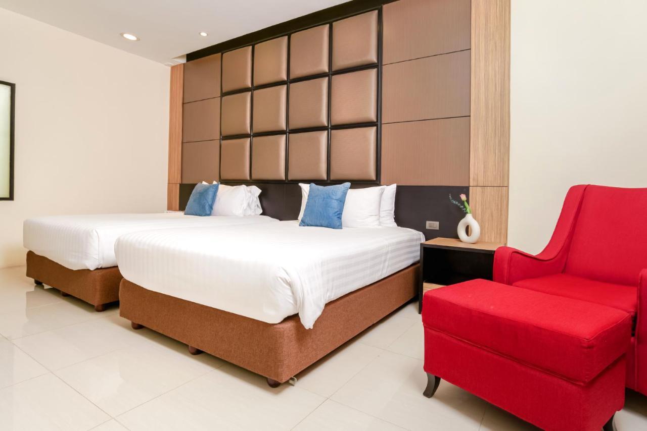 Superior Double or Twin Room with bathtub