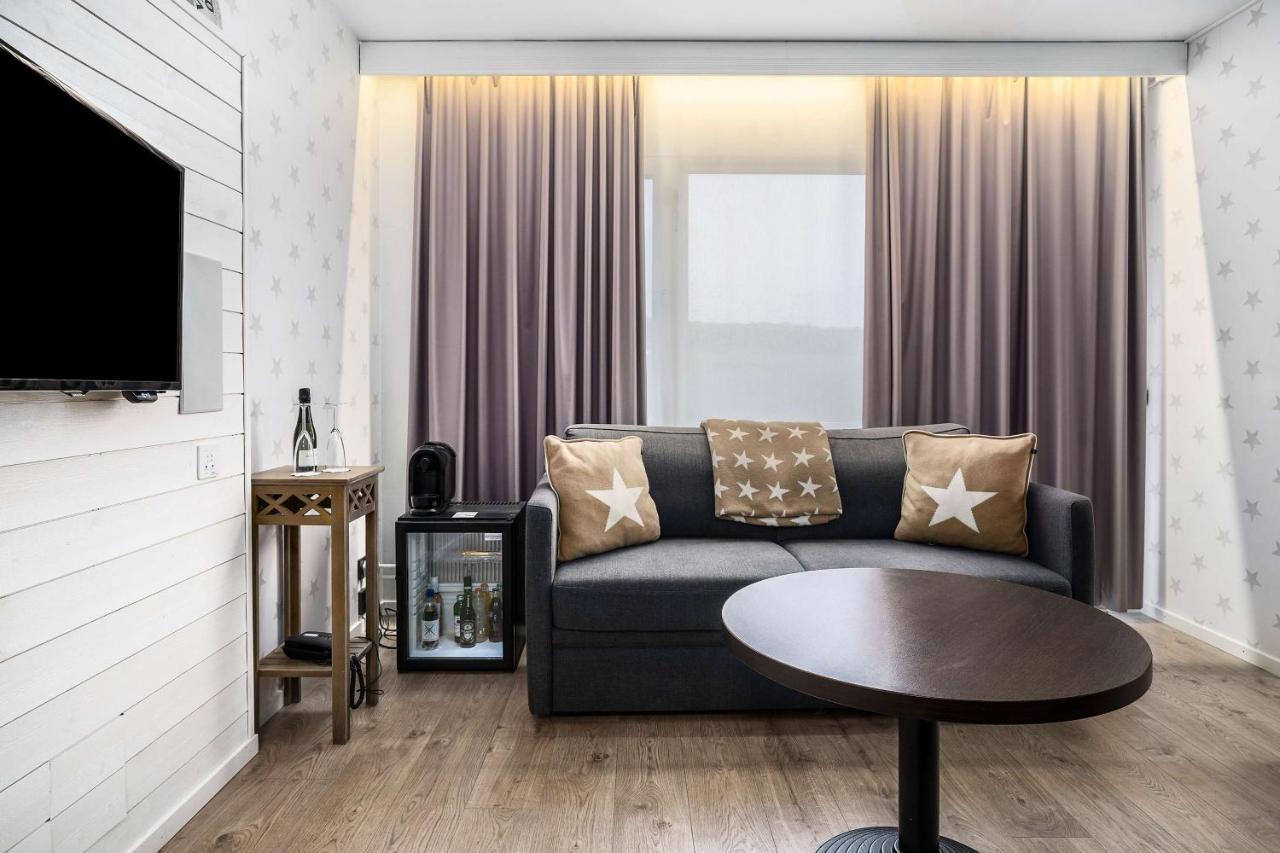 King Suite with Sofa Bed