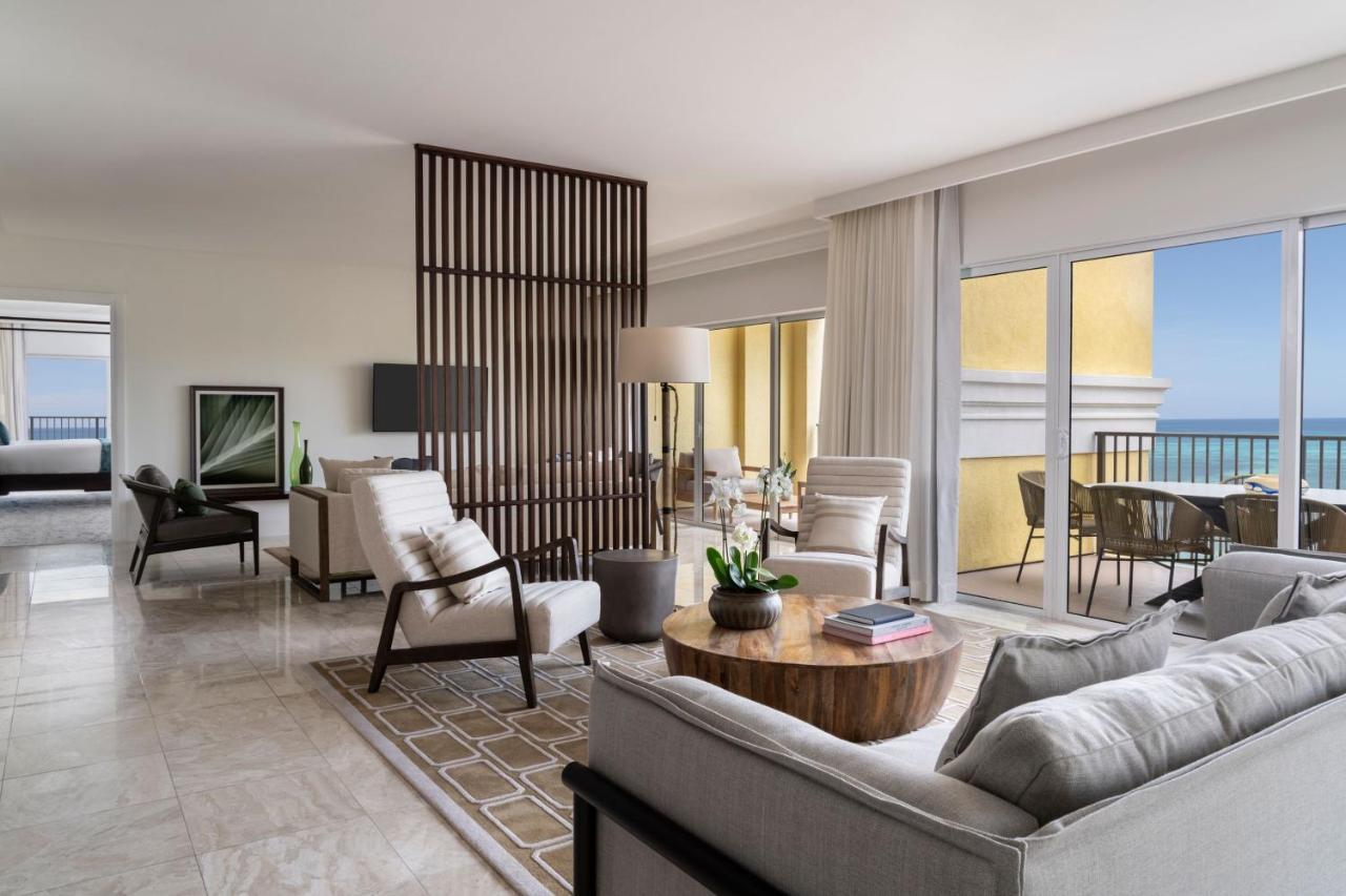 Ritz-Carlton Suite