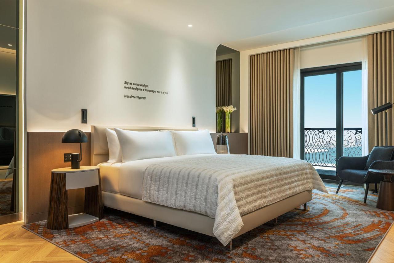 One-Bedroom Adventurer Suite