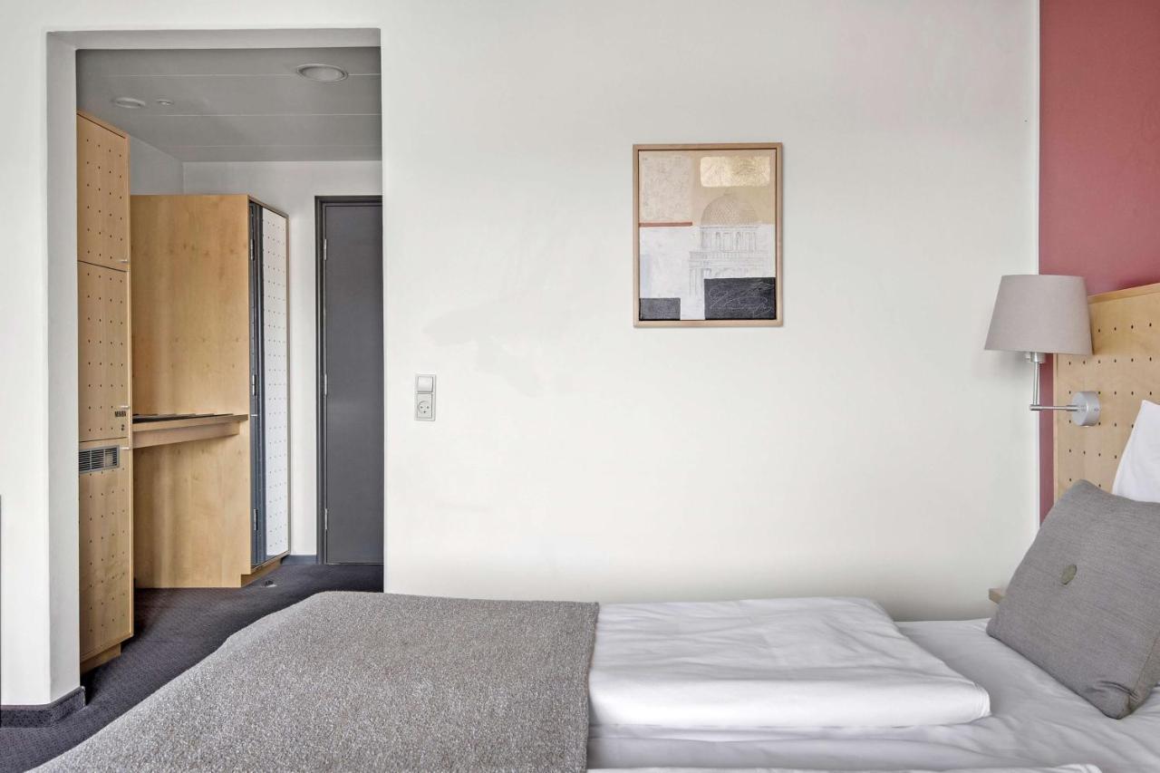 Standard Double Room - Non-Smoking