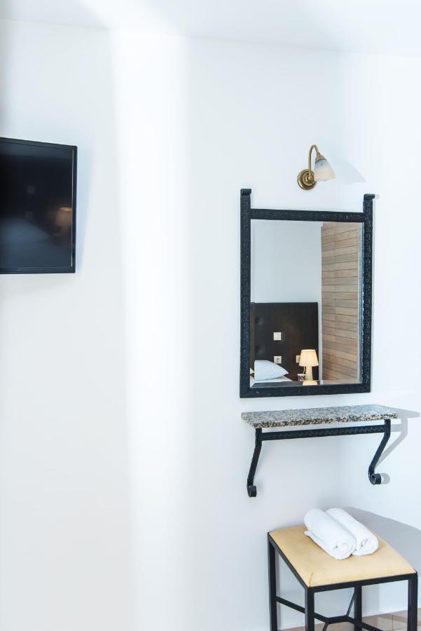 Superior One-Bedroom Apartment