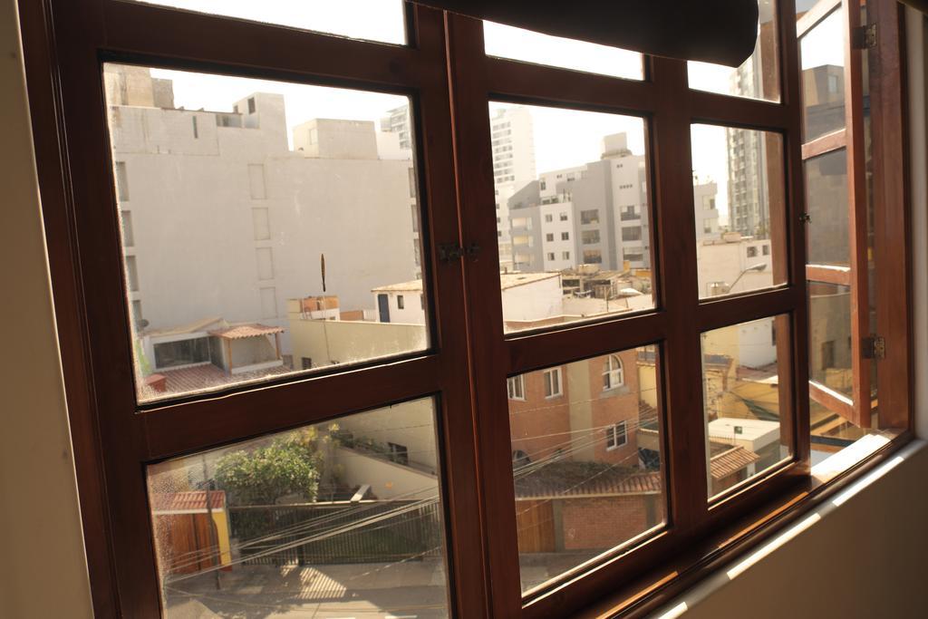 Twin Room with View