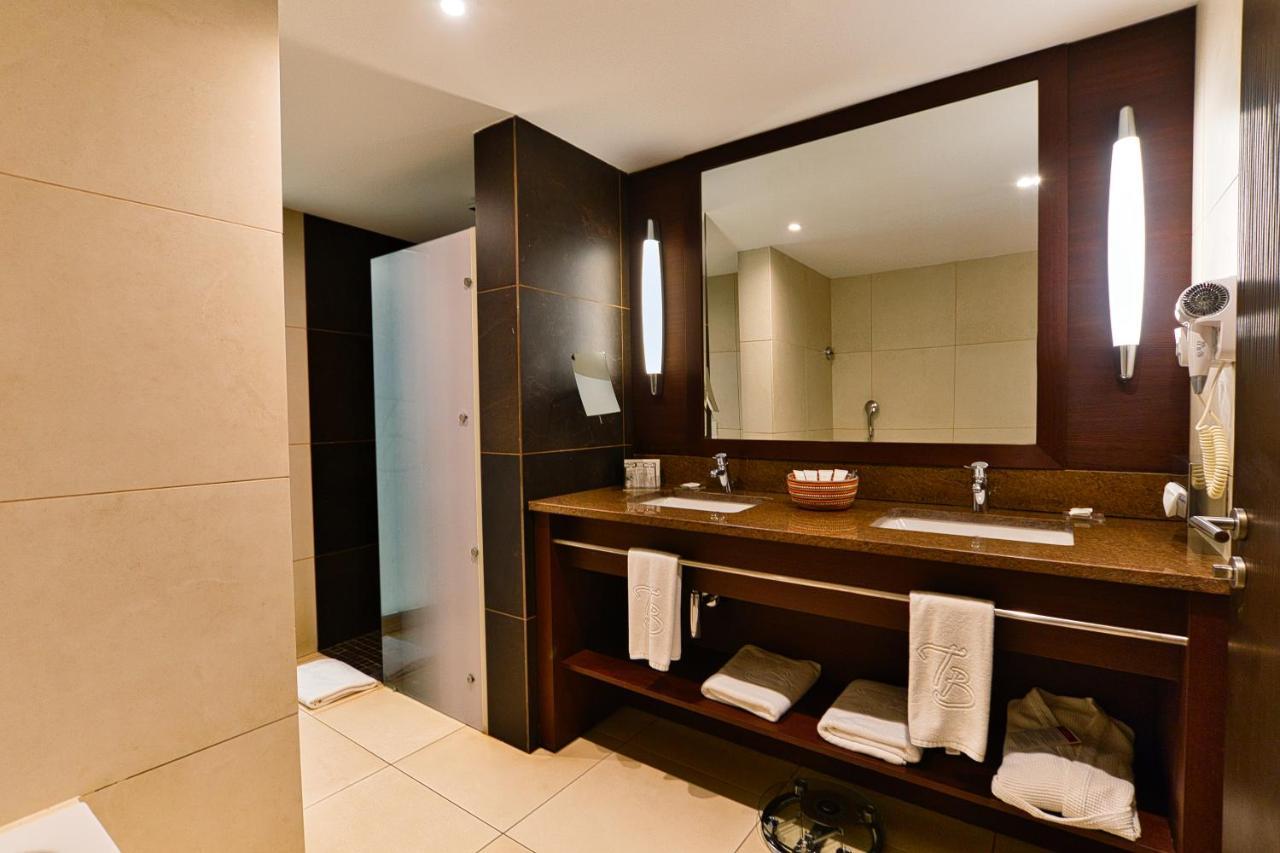 Prestige Room