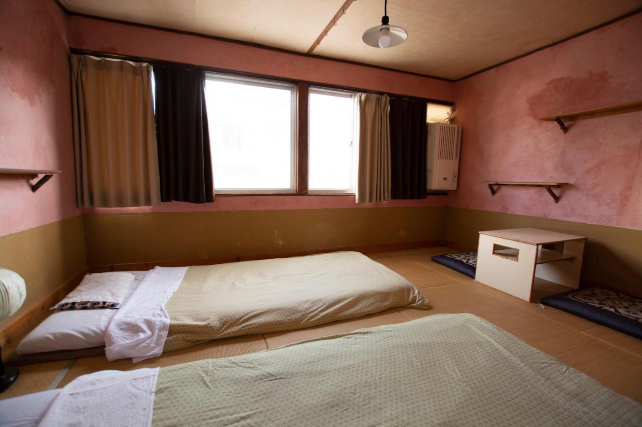 Economy Twin Room