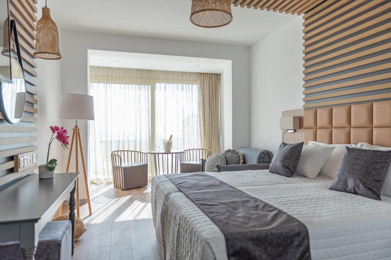 Suite with Sea View