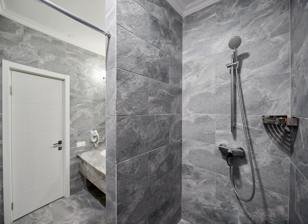 Standard Single Room with Shared Bathroom
