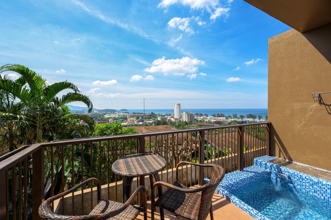 Deluxe Double Room with Spa Bath - Sea View