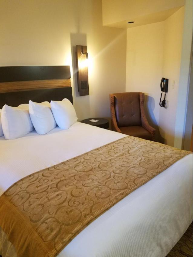 Queen Room