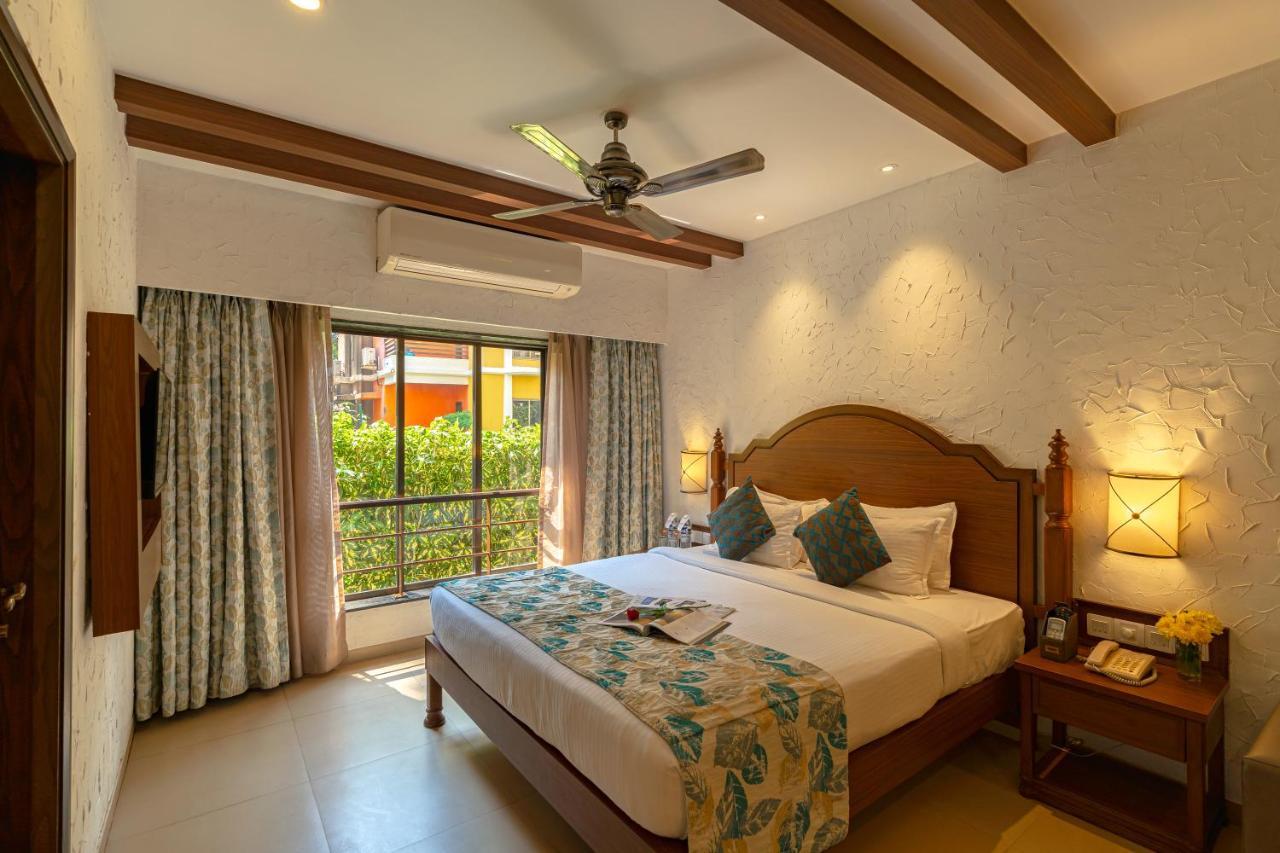 To Regency Room