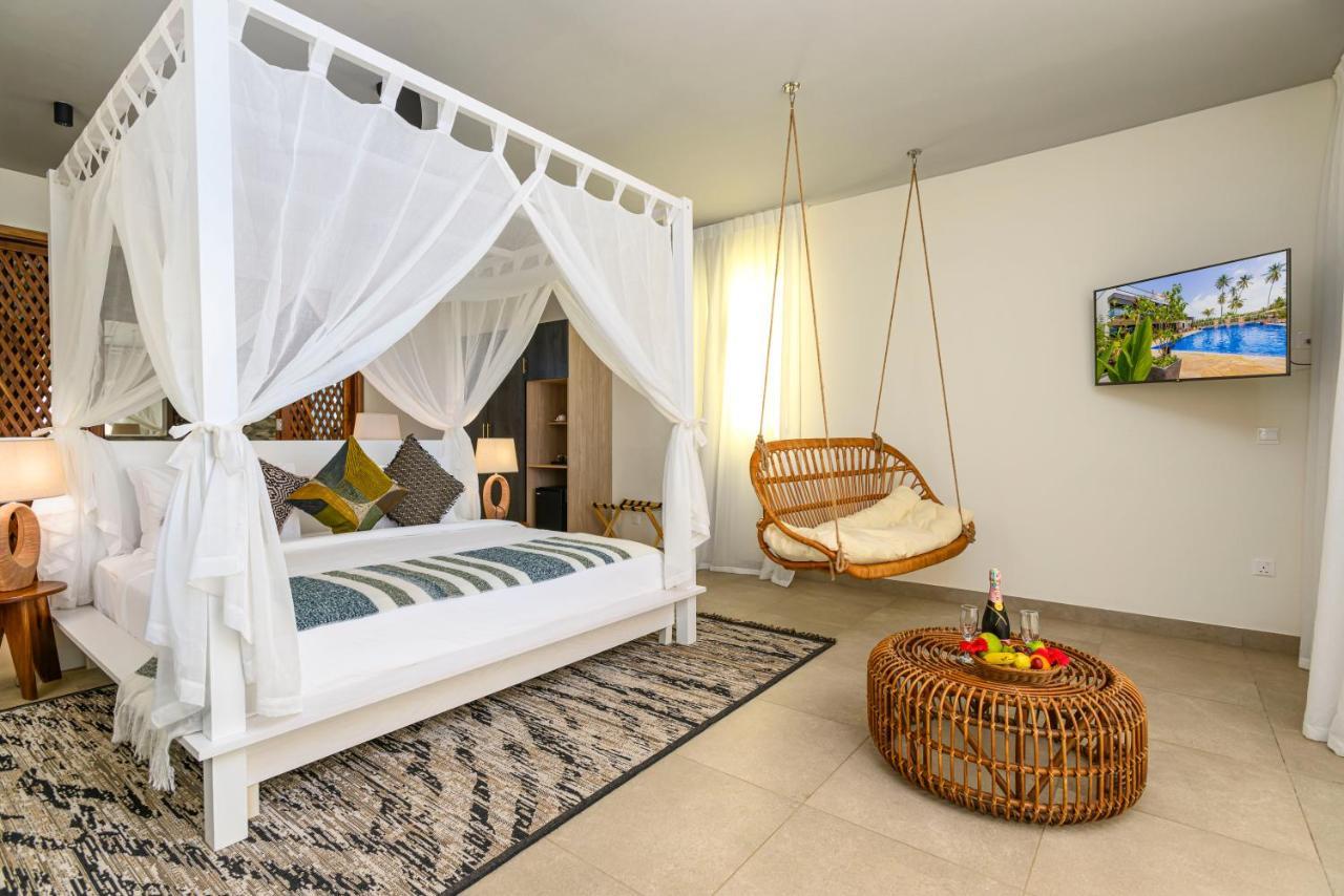 Honeymoon Suite with Private Pool