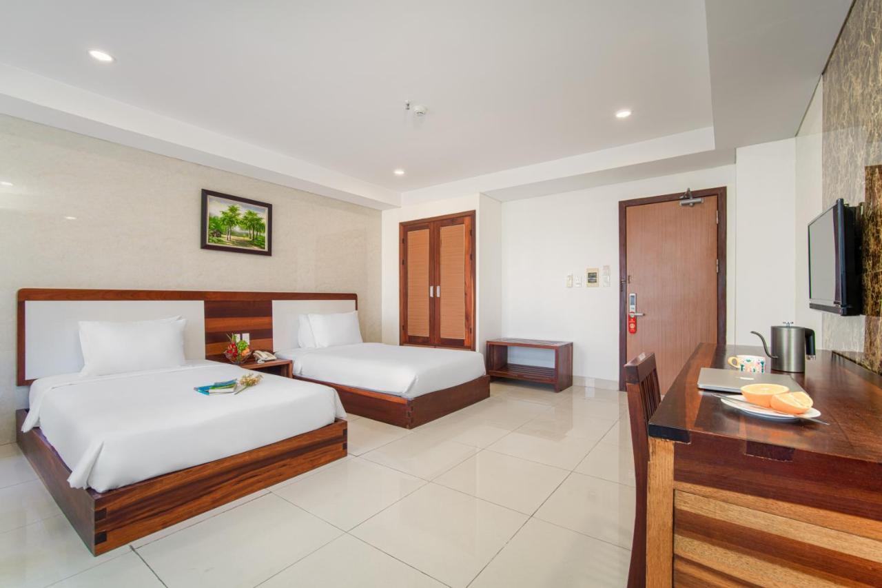 Triple Room with Bath