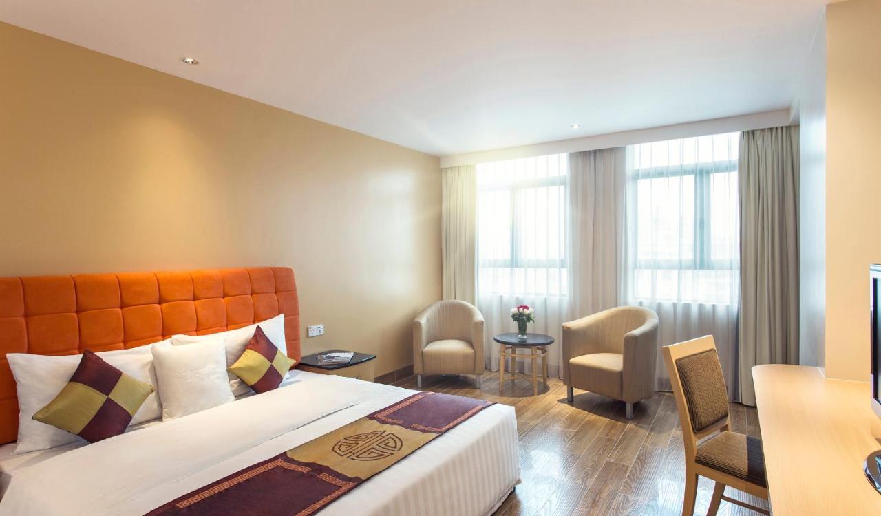 Deluxe King Room
